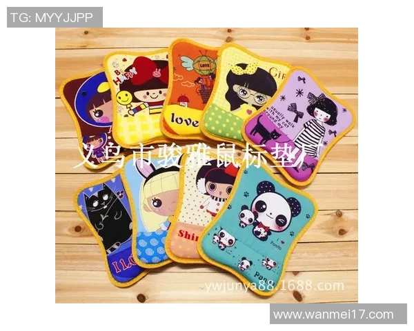 足球明星鼠标垫小号款式多样助你提升办公游戏体验