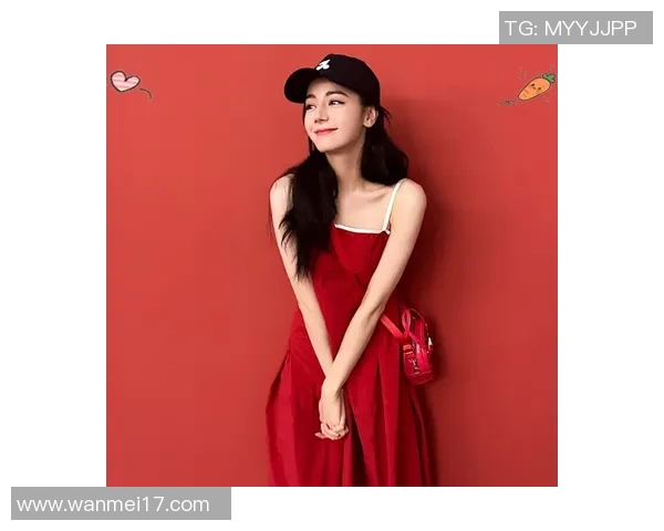 中国足球宝贝迪丽热巴展现青春活力与运动魅力引领时尚潮流